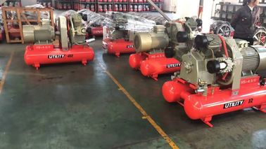 Red Silent Diesel Engine Driven Air Compressor Drilling Air Compressor 0.5mpa