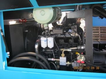 Four Wheels  Diesel Screw Air Compressor  Energy Saving 10-25 Bar Working Pressure